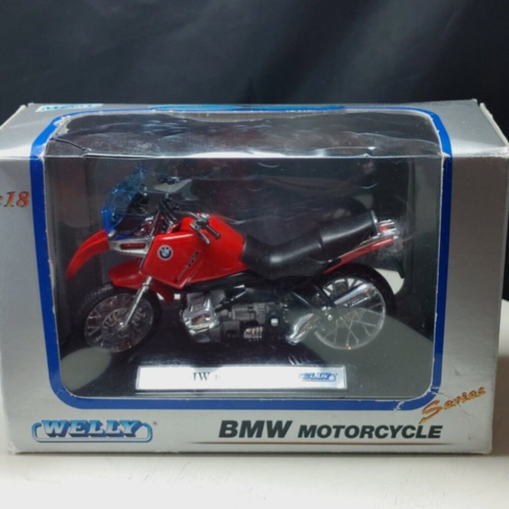 Red BMW R1100 GS Motorcycle 1:18 Replica Motorcycle by Welly New in Box